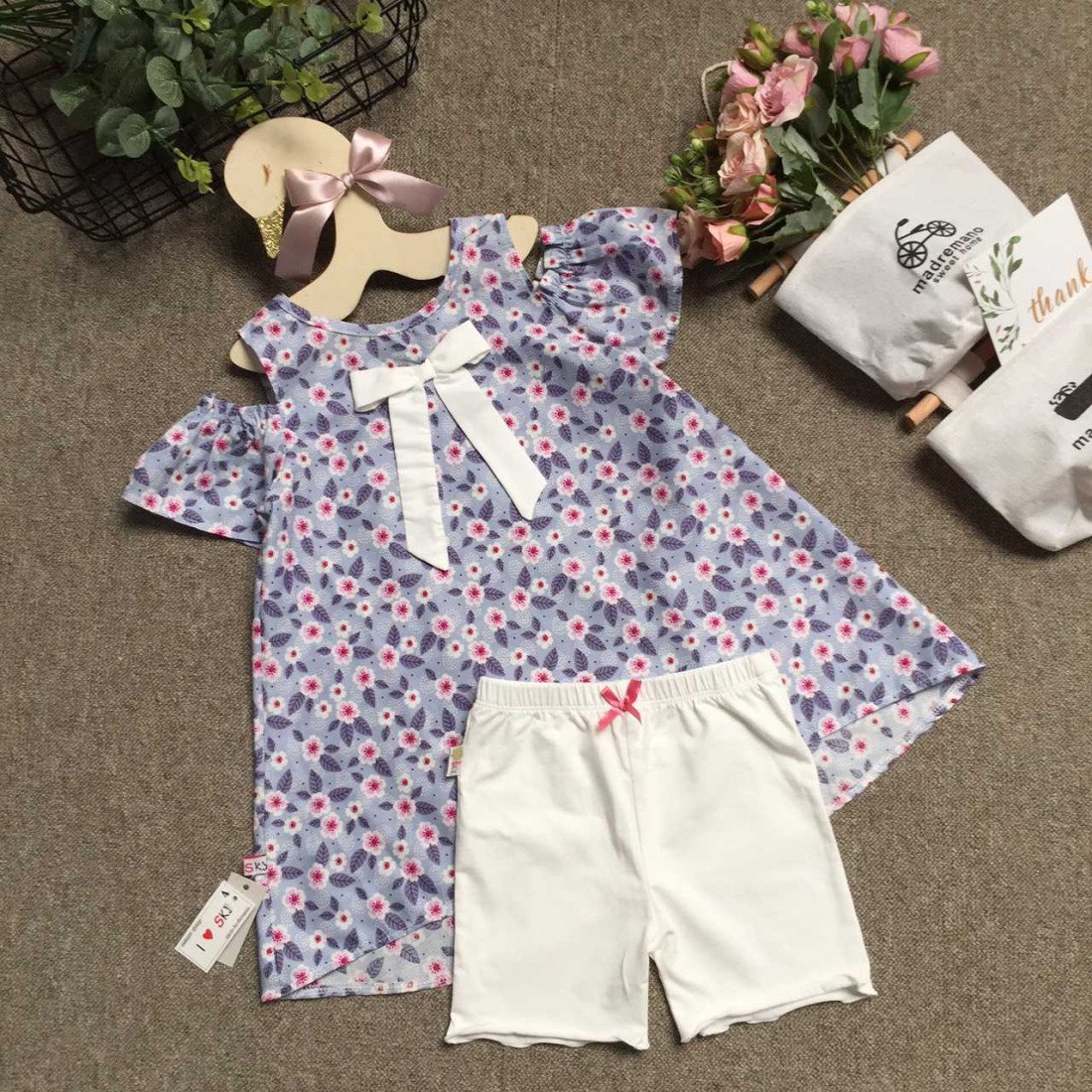 Áo váy dáng A tay trễ hoa size 4-8-